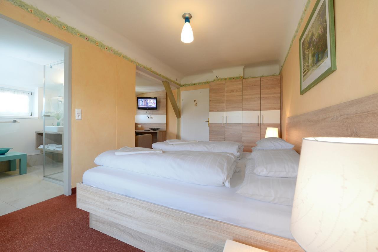 Lust Und Laune Hotel Am Woerthersee Pörtschach am Wörthersee エクステリア 写真